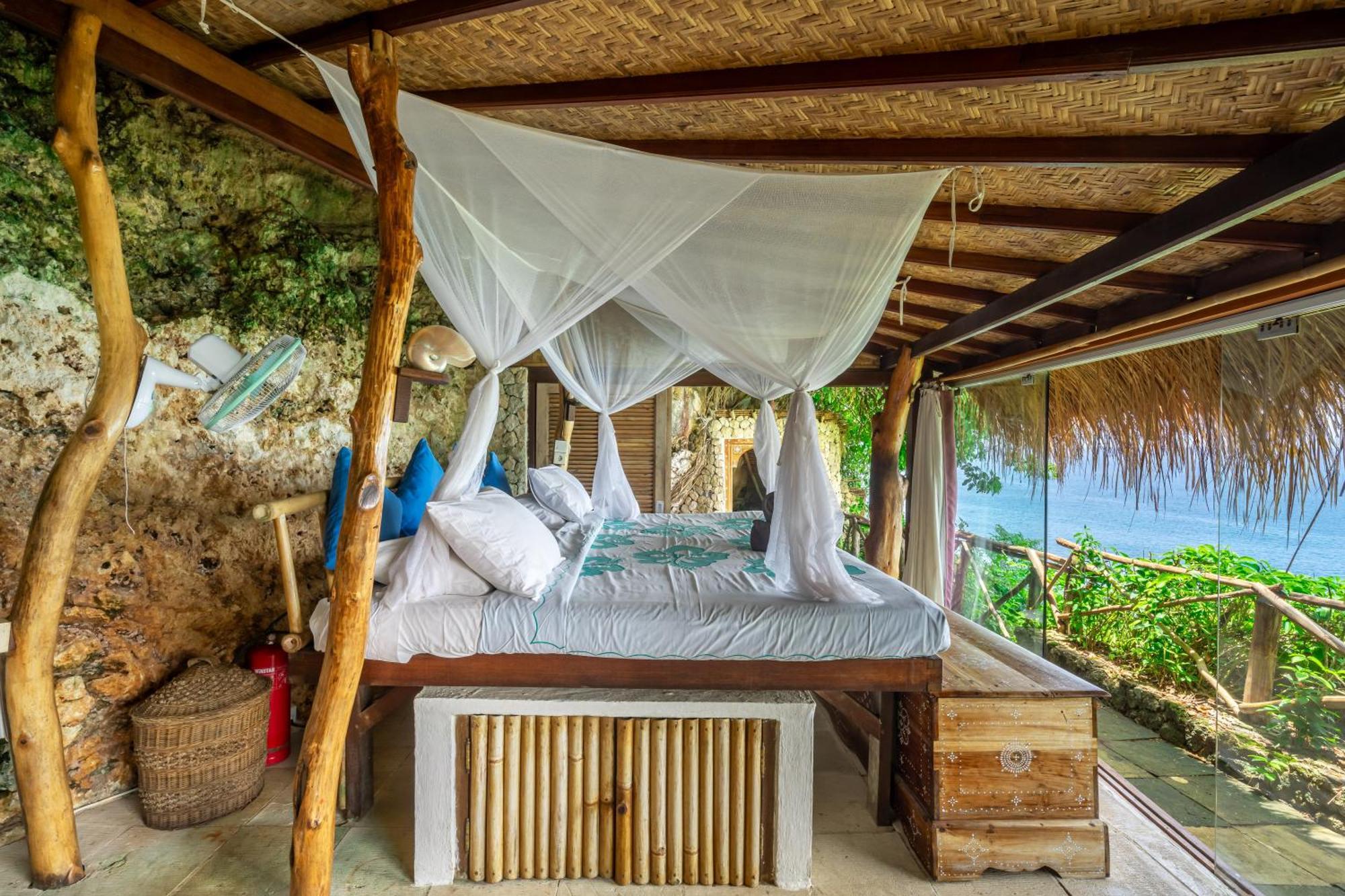 Mu * Uluwatu (Bali)